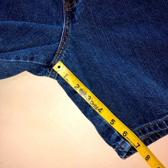 Levi’s 550 Relaxed Fit High-Rise Y2K Shorts (34) - Picture 9 of 14